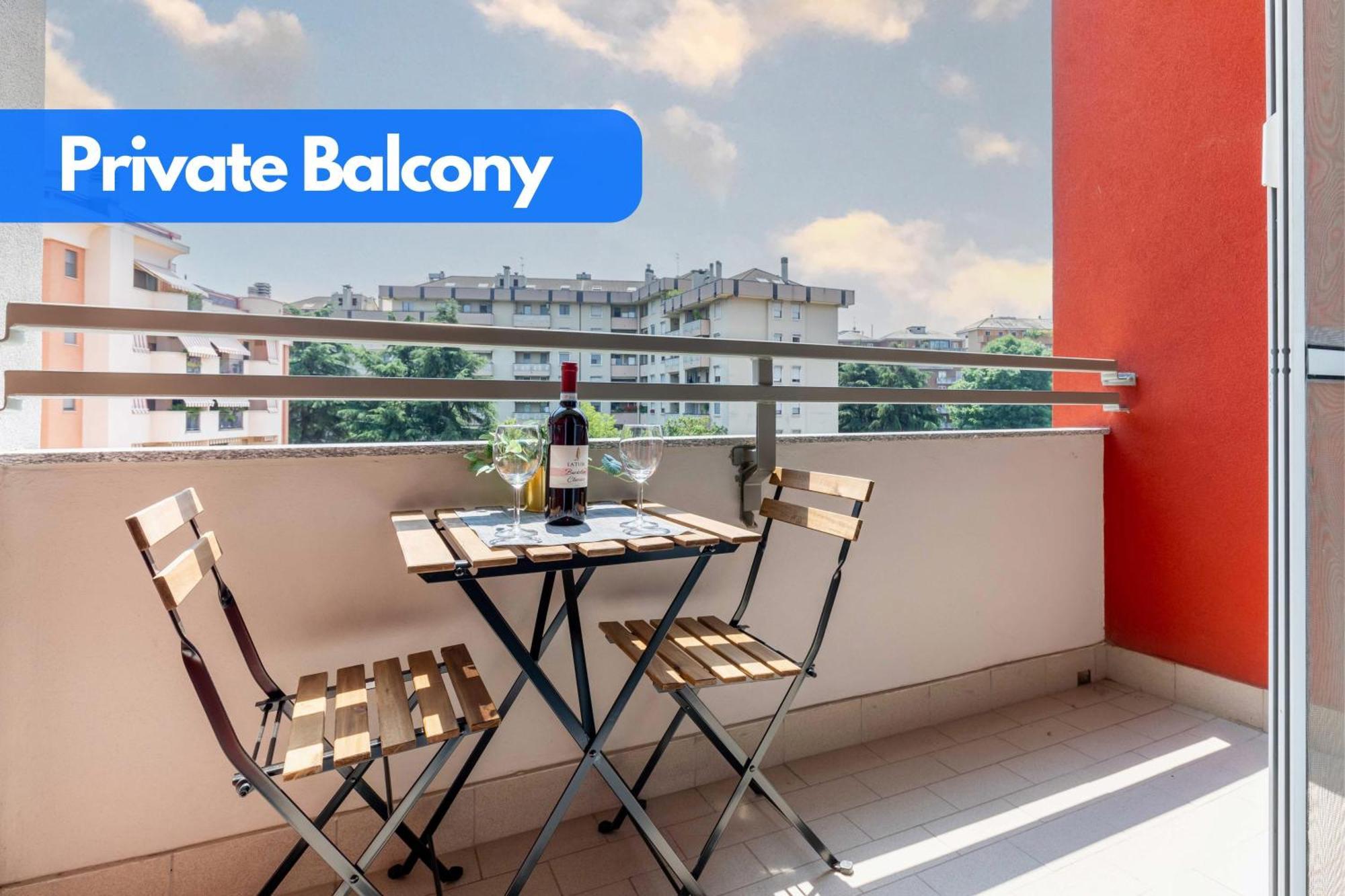 The Green House - Private Parking And Balcony Apartment Milano Ngoại thất bức ảnh
